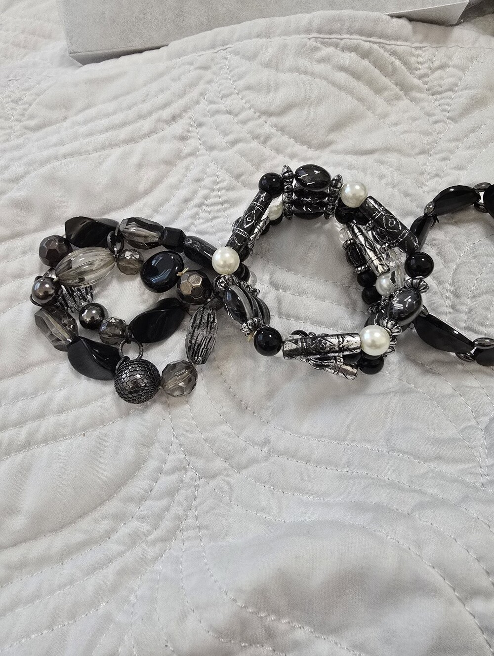 Vintage Fun Elegant Black and Silver Beaded Stretch Bracelets